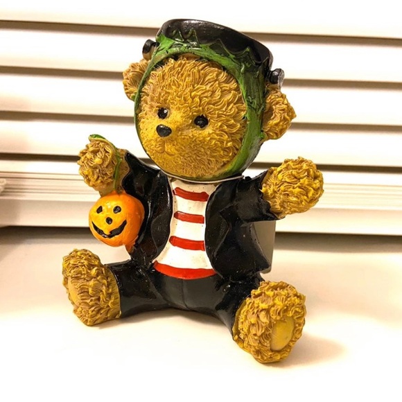 5/$15 🎃 Fall Halloween Bundle Plaque Signs Bear Drawstring Treat Spider Bags - Picture 6 of 6